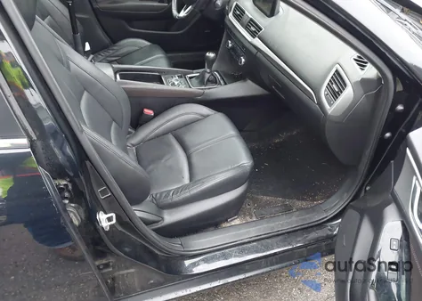 2018 Mazda Mazda3 Touring z USA, uszkodzony, nr VIN 3MZBN1L32JM182527